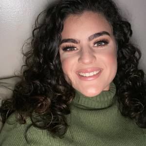 Meet your Posher, Victoria